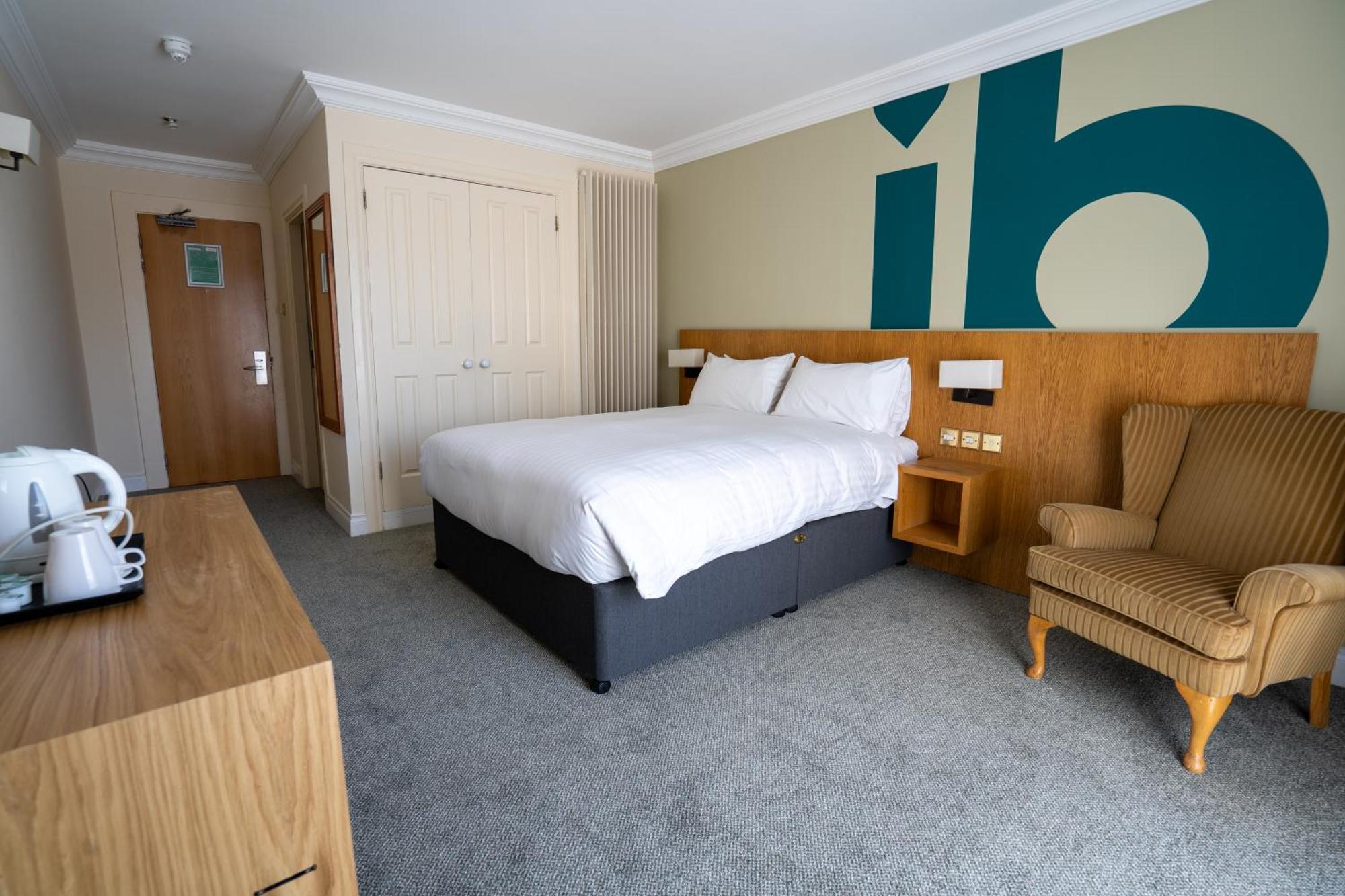 Inn Belfast Exterior photo