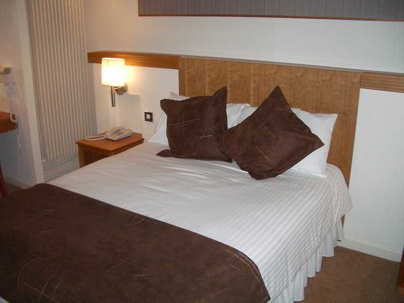 Wellington Park Hotel Belfast Exterior photo