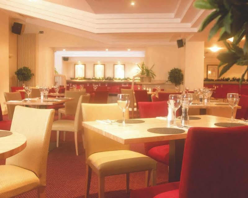 Inn Belfast Exterior photo